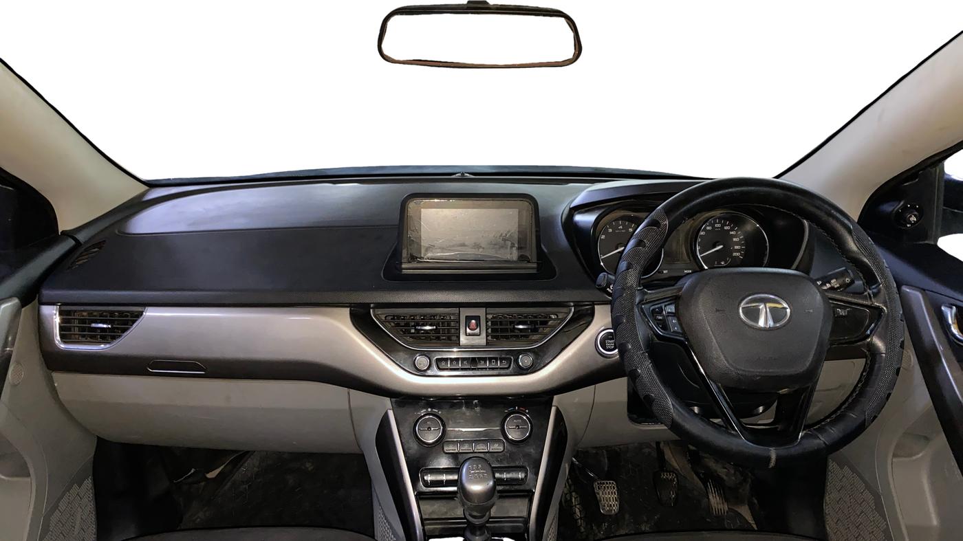 2018 Tata NEXON XZ PLUS PETROL, Petrol, Manual, 54,063 km, Dashboard