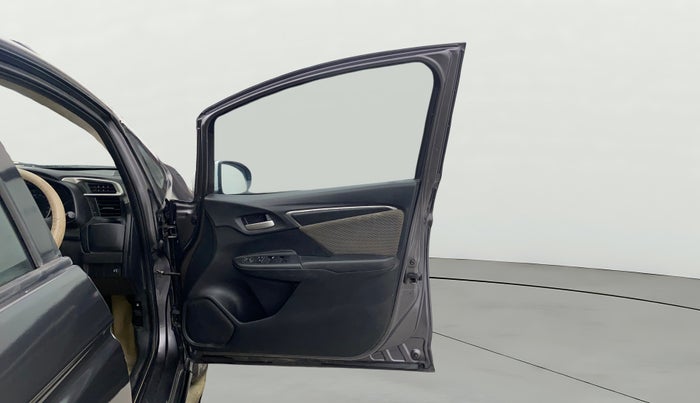 2018 Honda WR-V 1.5L I-DTEC VX MT, Diesel, Manual, 1,10,991 km, RHS Front Door