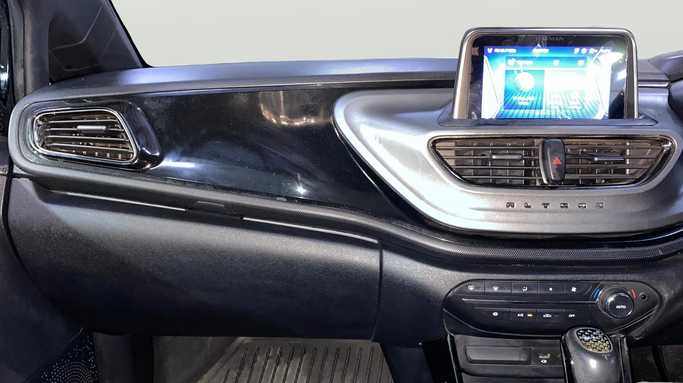 2022 Tata ALTROZ XZA PLUS DARK EDTION, Petrol, Automatic, 10,933 km, Air Conditioner