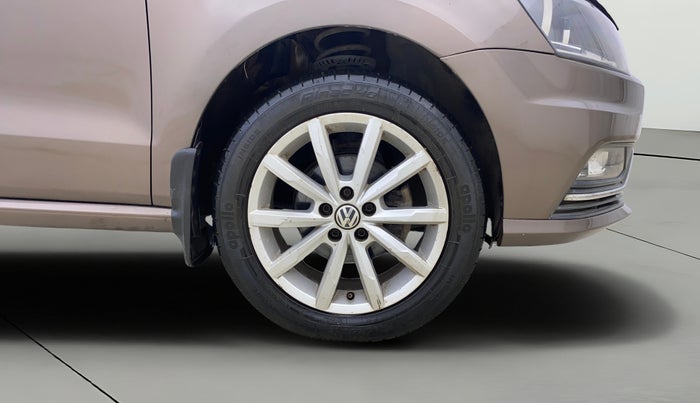 2017 Volkswagen Ameo HIGHLINE1.2L, Petrol, Manual, 46,171 km, Right Front Wheel