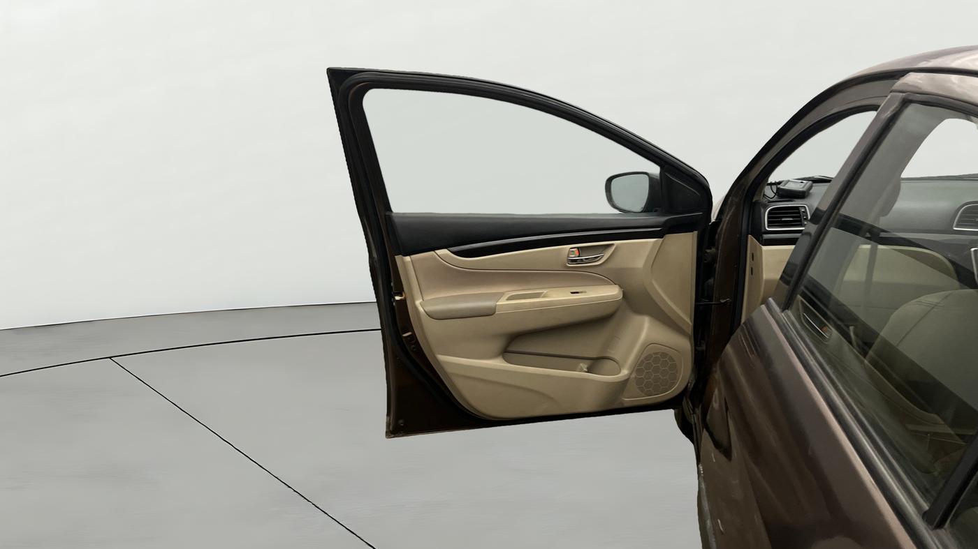 2015 Maruti Ciaz VXI+, Petrol, Manual, 30,364 km, LHS Front Door