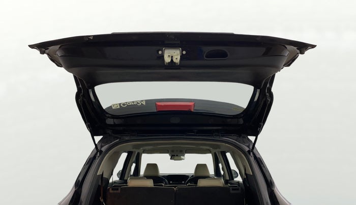 2022 KIA CARENS LUXURY PLUS 1.4 PETROL DCT 7 STR, Petrol, Automatic, 82,165 km, Boot Door Open