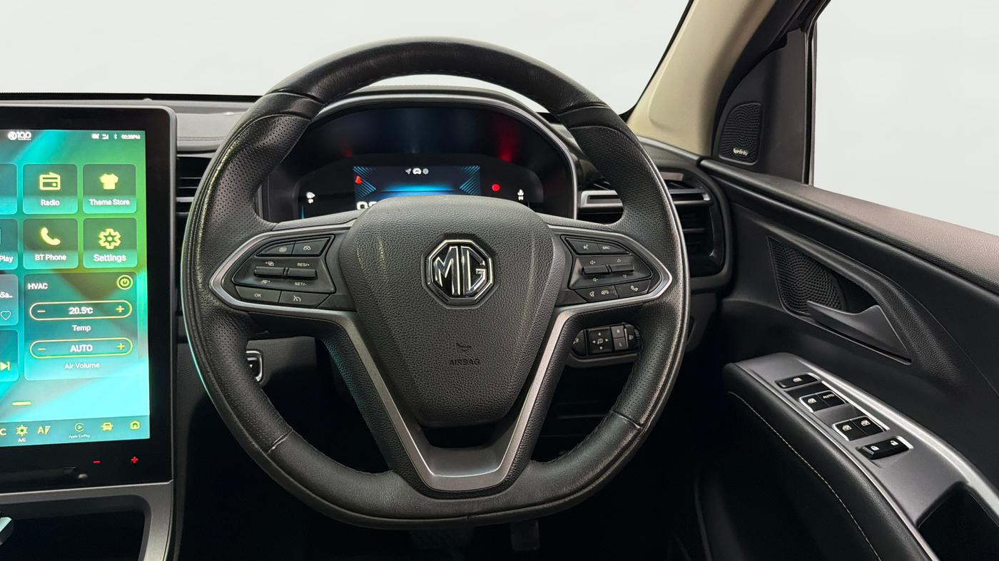 2024 MG HECTOR PLUS Sharp Pro Blackstorm 1.5 Turbo Petrol CVT 7 STR, Petrol, Automatic, 19,753 km, Steering Wheel Close Up