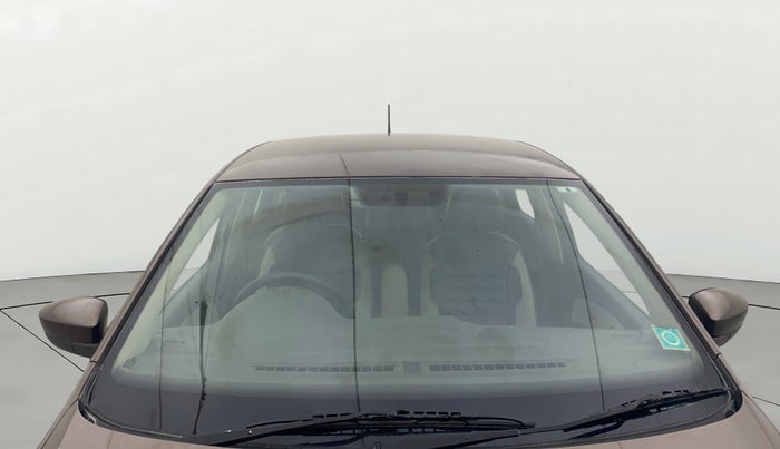 2014 Volkswagen Vento COMFORTLINE 1.5 AT, Diesel, Automatic, 82,598 km, Front Windshield