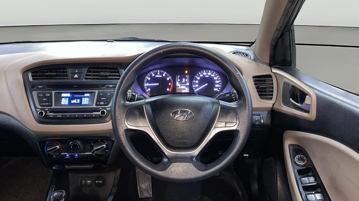 2017 Hyundai Elite i20 MAGNA EXECUTIVE 1.2, Petrol, Manual, 42,838 km, Steering Wheel Close Up