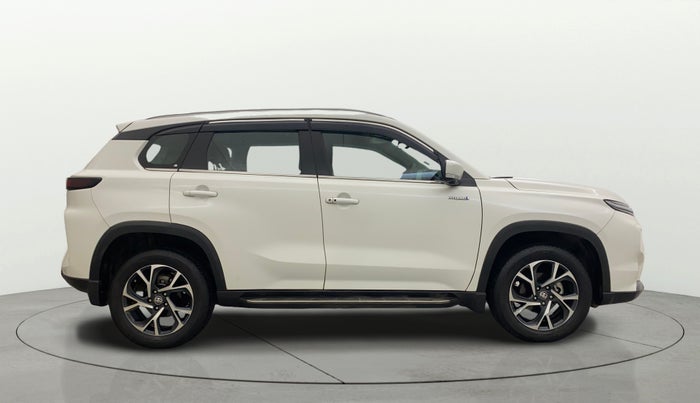 2024 Toyota URBAN CRUISER HYRYDER V HYBRID, Hybrid, Automatic, 14,033 km, Right Side View