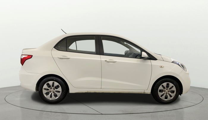 2017 Hyundai Xcent E+, Petrol, Manual, 62,475 km, Right Side View