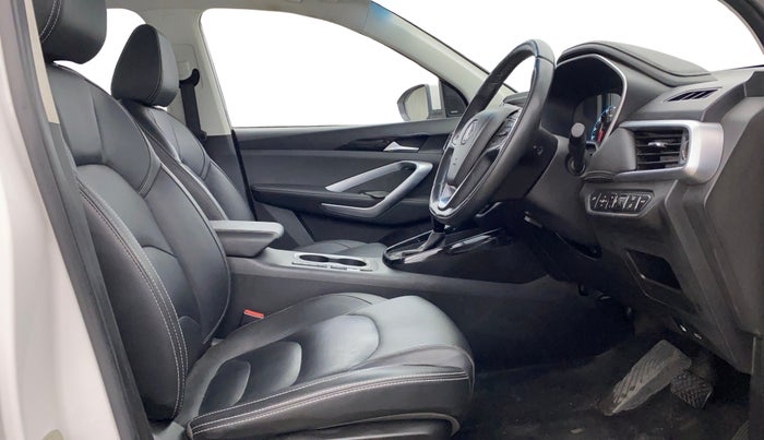 2020 MG HECTOR SHARP 1.5 DCT PETROL, Petrol, Automatic, 42,740 km, Right Side Front Door Cabin