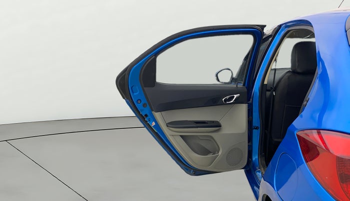 2018 Tata Tiago XZ PLUS DUAL TONE PETROL, Petrol, Manual, 80,193 km, LHS Rear Door