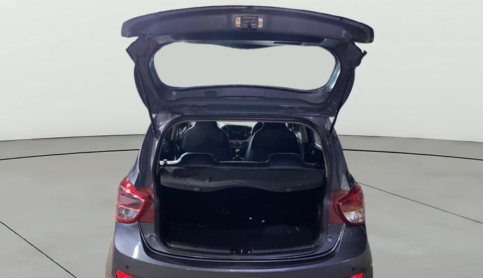 2015 Hyundai Grand i10 SPORTZ 1.2 KAPPA VTVT, Petrol, Manual, 62,263 km, Boot Open Zoomed View