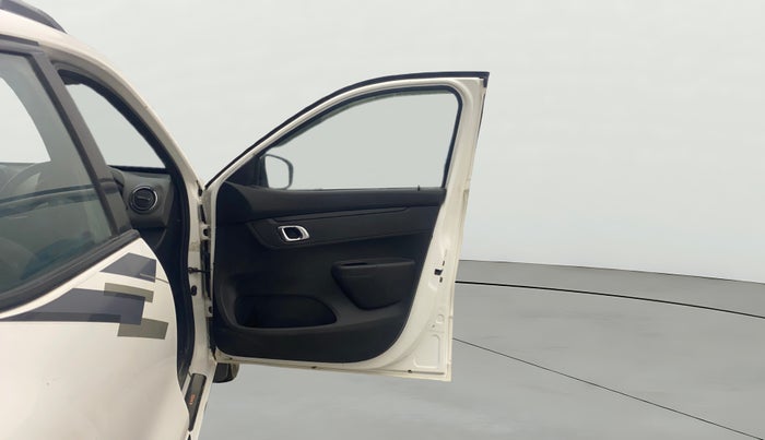 2018 Renault Kwid RXT 1.0 (O), Petrol, Manual, 29,574 km, RHS Front Door