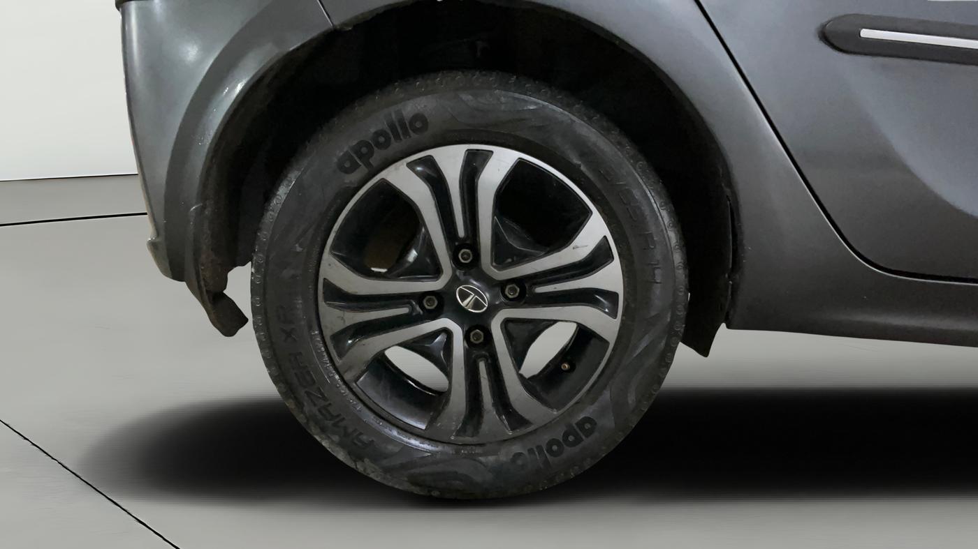 2020 Tata Tiago XZ PETROL, Petrol, Manual, 37,874 km, Right Rear Wheel