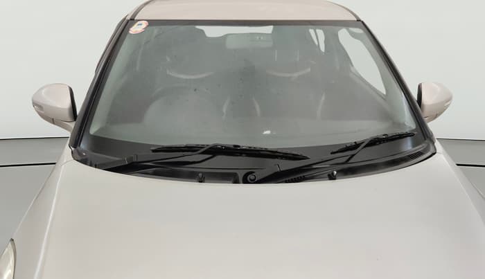 2013 Maruti Swift VXI, Petrol, Manual, 21,231 km, Front Windshield