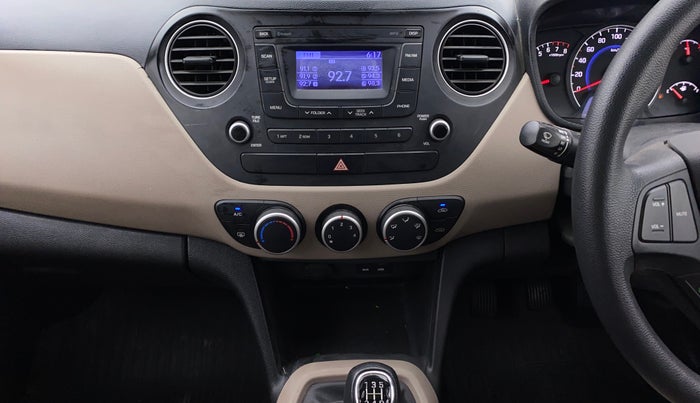 2016 Hyundai Grand i10 SPORTZ 1.2 KAPPA VTVT, Petrol, Manual, 27,521 km, Air Conditioner