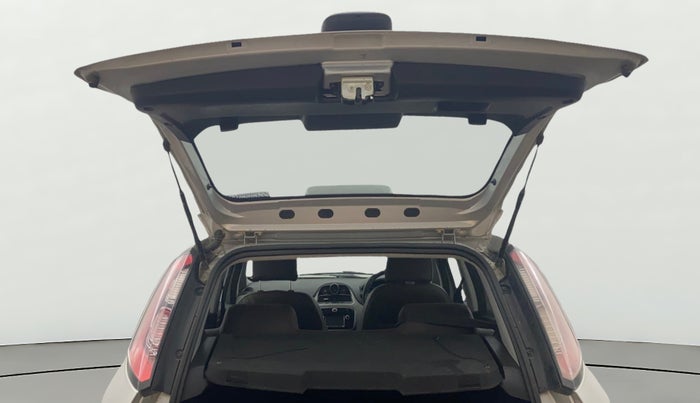 2016 Fiat Avventura EMOTION MULTIJET 1.3, Diesel, Manual, 47,730 km, Boot Door Open