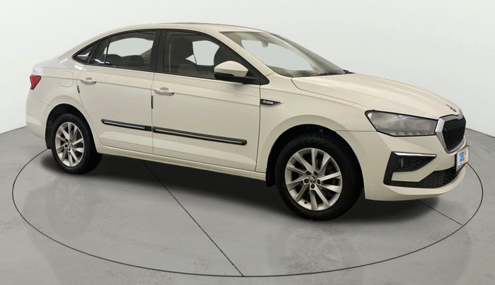 2022 Skoda SLAVIA AMBITION 1.0L TSI MT, Petrol, Manual, 65,322 km, SRP