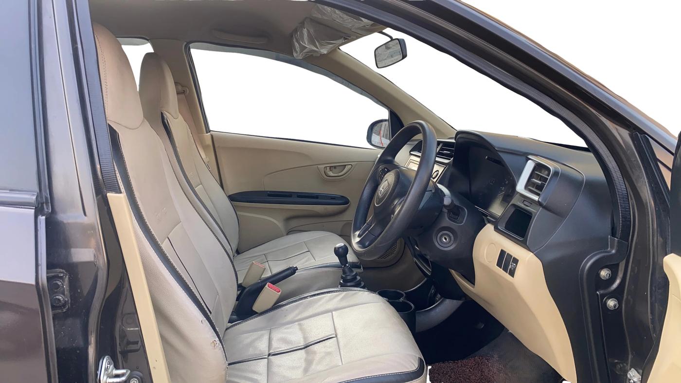 2017 Honda Amaze 1.2L I-VTEC S, Petrol, Manual, 46,424 km, Right Side Front Door Cabin
