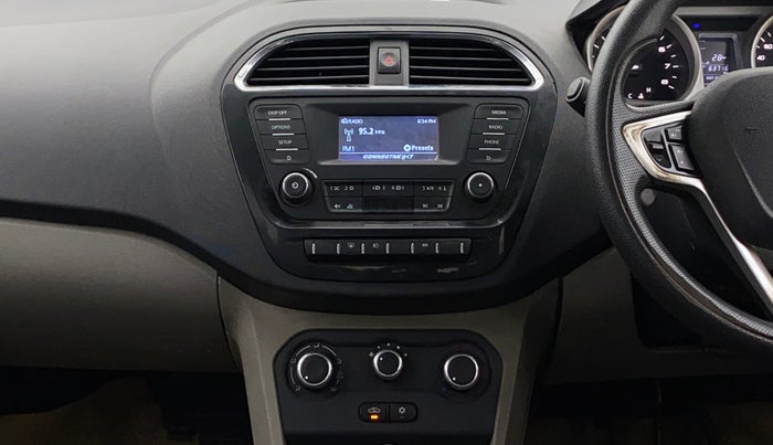 2016 Tata Tiago XZ PETROL, Petrol, Manual, 63,711 km, Air Conditioner