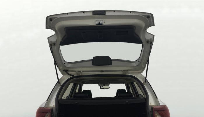 2020 Hyundai VENUE SX PLUS 1.0 TURBO DCT, Petrol, Automatic, 66,016 km, Boot Door Open