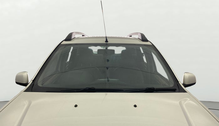 2013 Nissan Terrano XL D THP 110 PS, Diesel, Manual, 1,42,835 km, Front Windshield