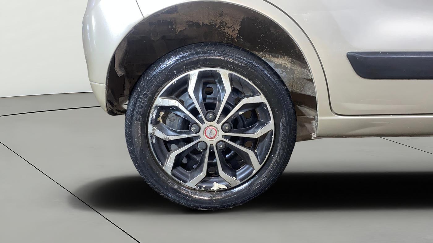 2016 Maruti Wagon R 1.0 VXI, Petrol, Manual, 31,925 km, Right Rear Wheel