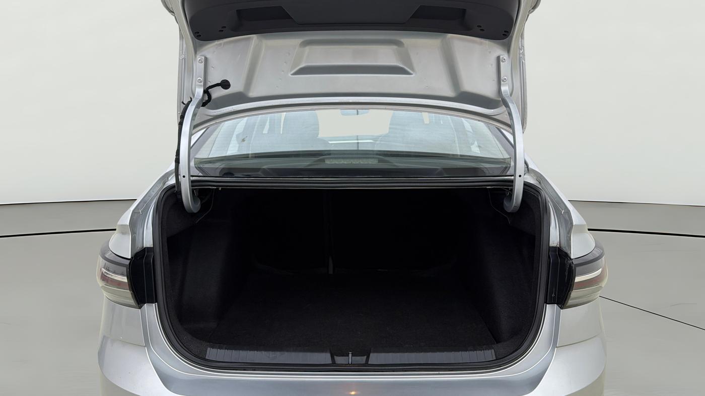 2022 Volkswagen VIRTUS TOPLINE TSI 1.0 MT, Petrol, Manual, 30,440 km, Boot Open Zoomed View
