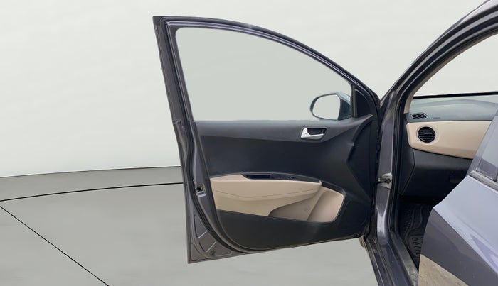 2017 Hyundai Grand i10 SPORTZ (O) AT 1.2 KAPPA VTVT, Petrol, Automatic, 23,602 km, LHS Front Door
