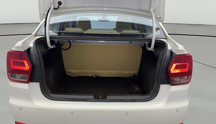 2017 Volkswagen Ameo HIGHLINE1.2L, Petrol, Manual, 1,02,380 km, Boot Open Zoomed View