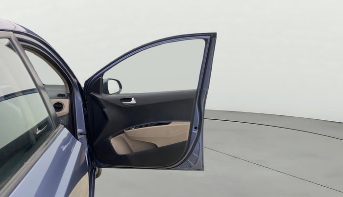 2015 Hyundai Xcent SX 1.2, Petrol, Manual, 48,203 km, RHS Front Door