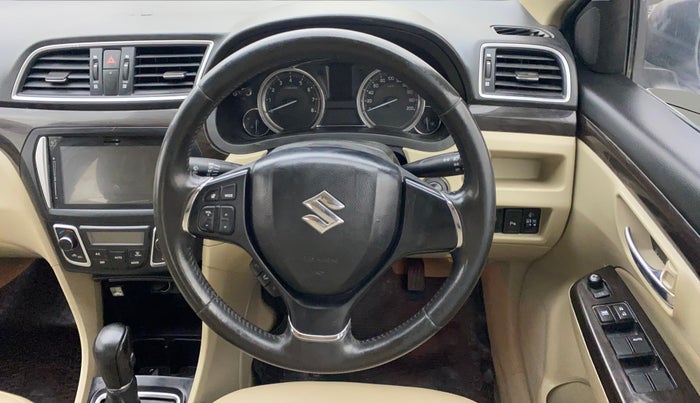 2016 Maruti Ciaz ZXI+ AT, Petrol, Automatic, 81,133 km, Steering Wheel Close Up