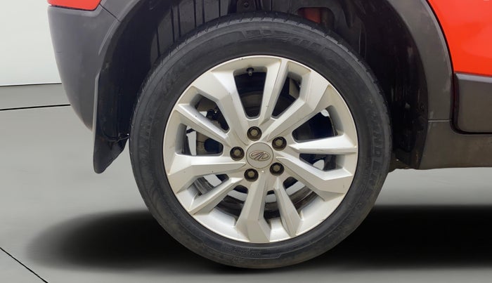 2019 Mahindra XUV300 W8 1.2 PETROL, Petrol, Manual, 58,517 km, Right Rear Wheel