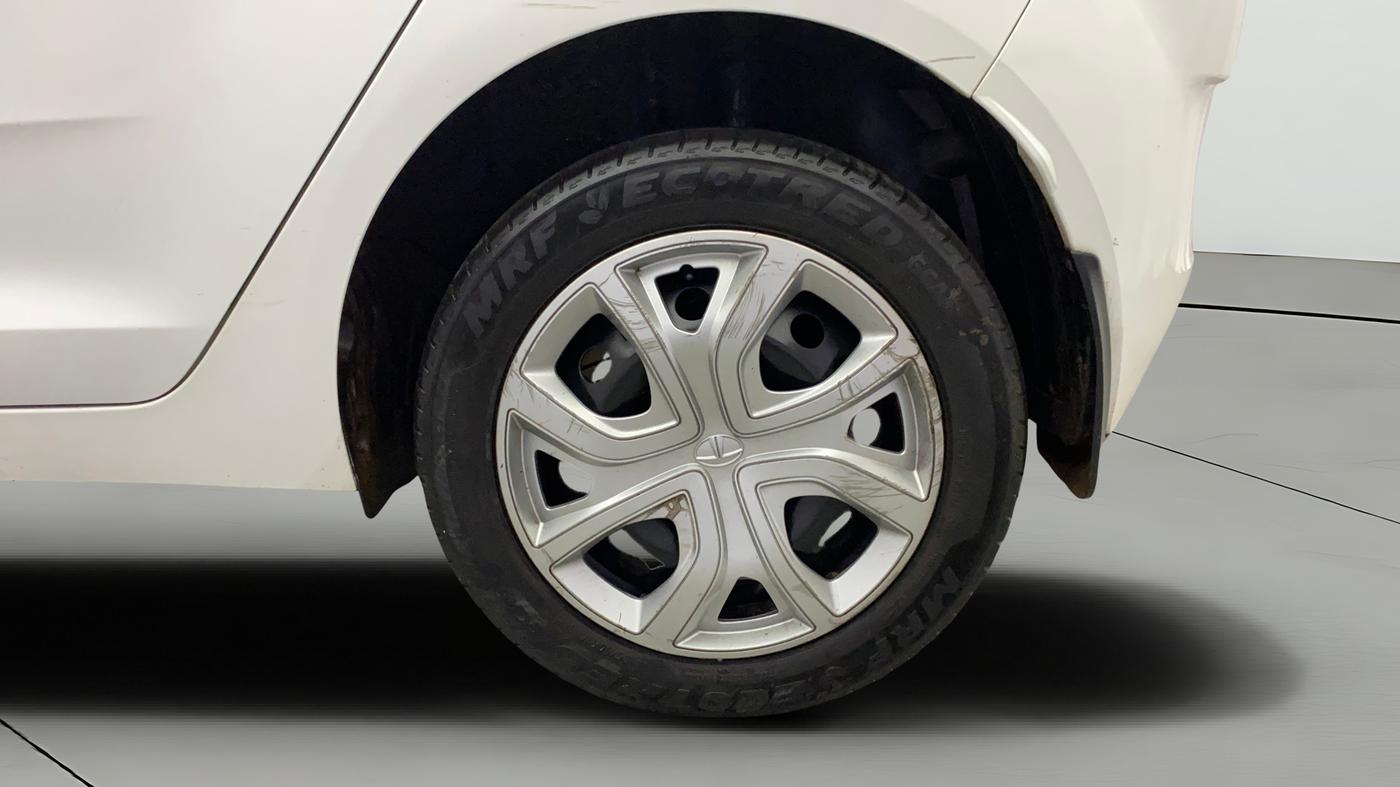 2023 Tata ALTROZ XM PLUS SUNROOF CNG, CNG, Manual, 13,117 km, Left Rear Wheel