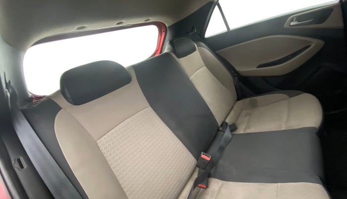 2017 Hyundai Elite i20 ASTA 1.4 CRDI, Diesel, Manual, 89,332 km, Right Side Rear Door Cabin