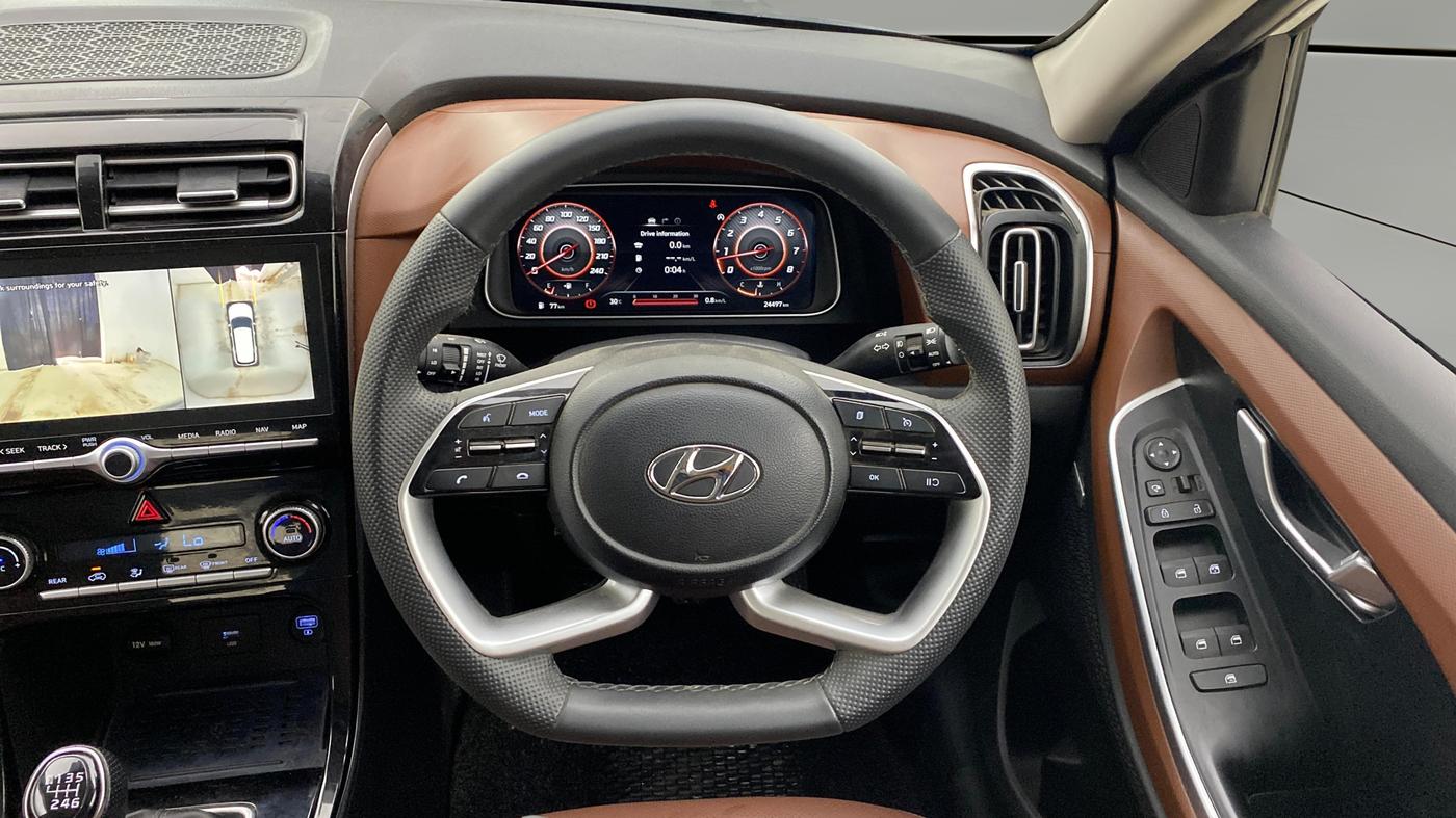 2023 Hyundai ALCAZAR PLATINUM 1.5 TURBO PETROL MT 7STR, Petrol, Manual, 24,496 km, Steering Wheel Close Up