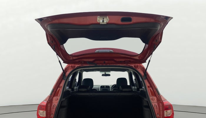 2020 Maruti Vitara Brezza VDI, Diesel, Manual, 52,852 km, Boot Door Open