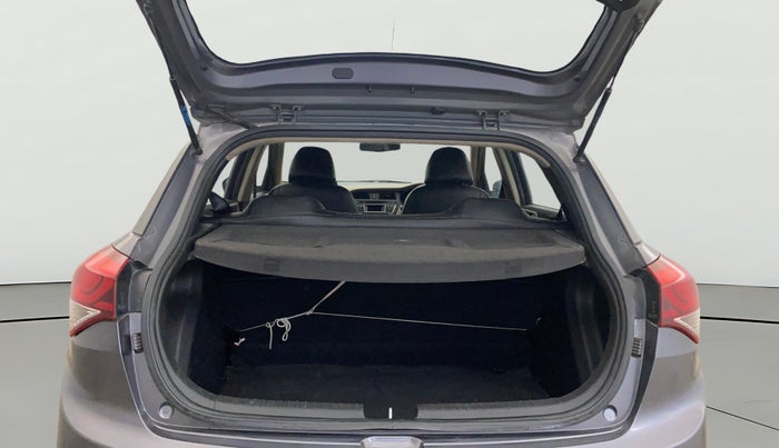 2016 Hyundai Elite i20 SPORTZ 1.2, Petrol, Manual, 74,311 km, Boot Open Zoomed View