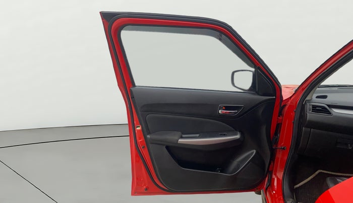 2023 Maruti Swift ZXI, Petrol, Manual, 49,618 km, LHS Front Door