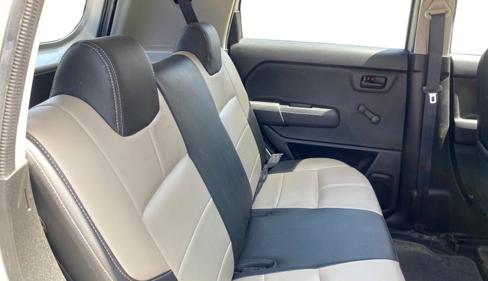 2021 Maruti New Wagon-R LXI (O) 1.0, Petrol, Manual, 15,874 km, Right Side Rear Door Cabin