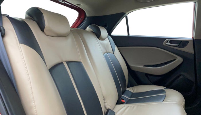 2015 Hyundai Elite i20 ASTA 1.2, Petrol, Manual, 17,317 km, Right Side Rear Door Cabin