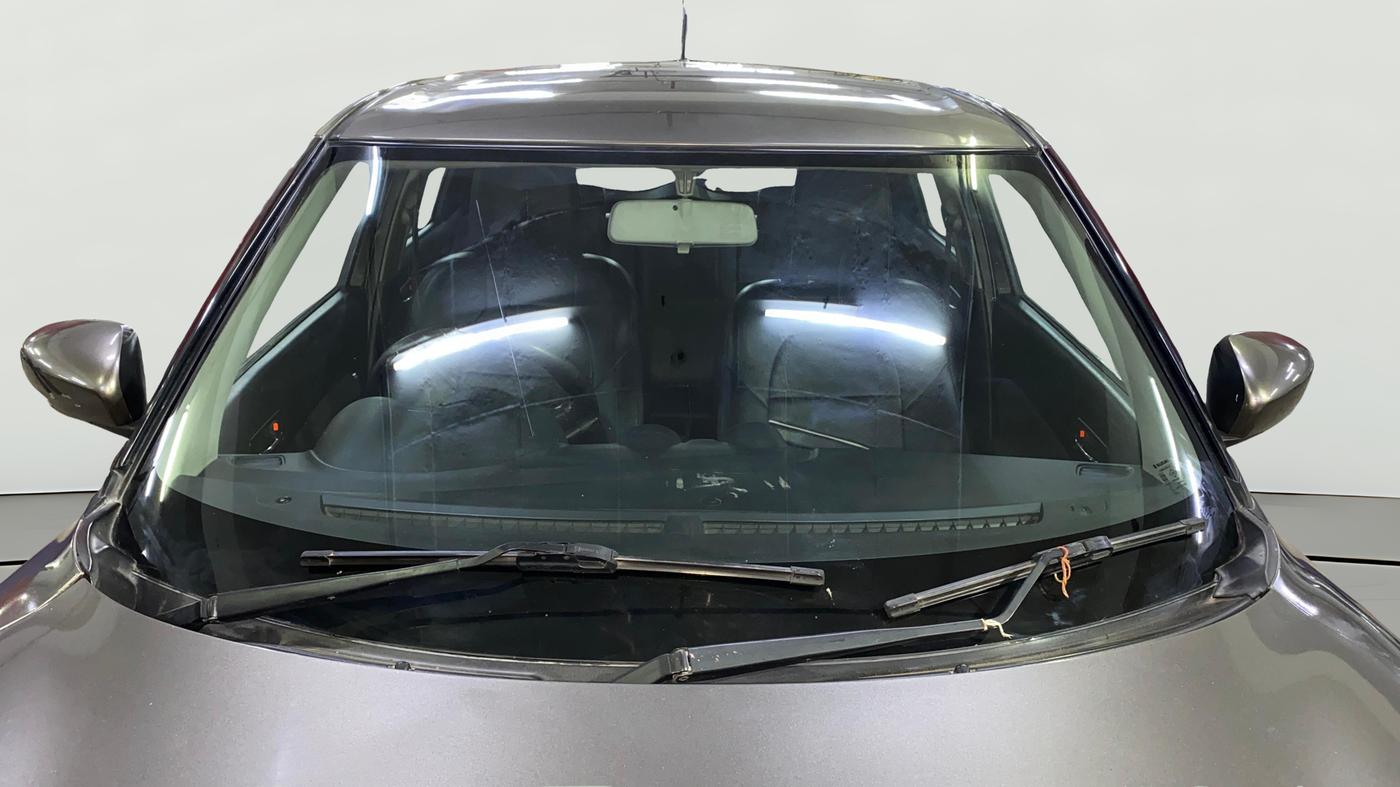 2018 Maruti Swift ZXI AMT, Petrol, Automatic, 62,934 km, Front Windshield