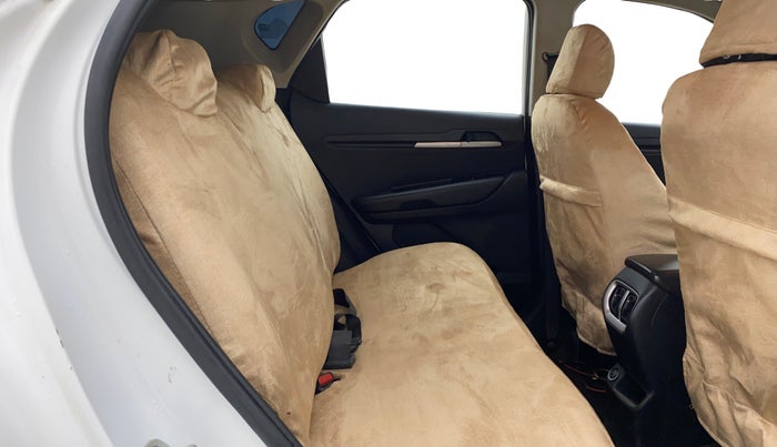 2022 KIA SONET HTK PLUS 1.2, Petrol, Manual, 1,47,370 km, Right Side Rear Door Cabin