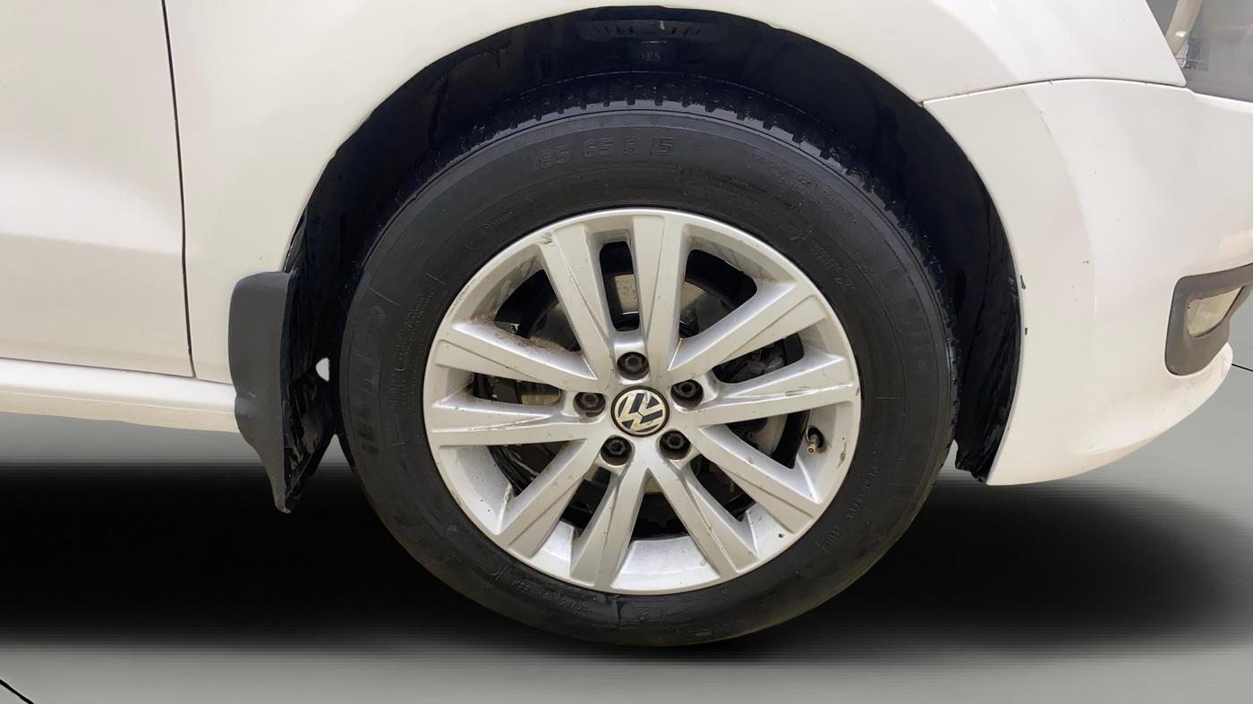 2013 Volkswagen Polo GT TSI AT, Petrol, Automatic, 99,849 km, Right Front Wheel
