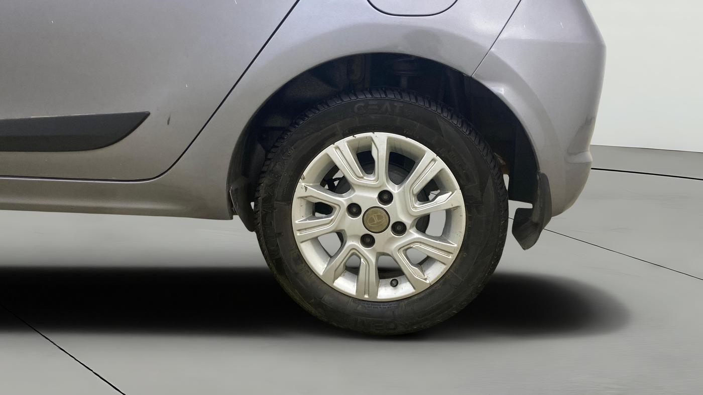 2018 Tata Tiago XZ PETROL, Petrol, Manual, 50,095 km, Left Rear Wheel