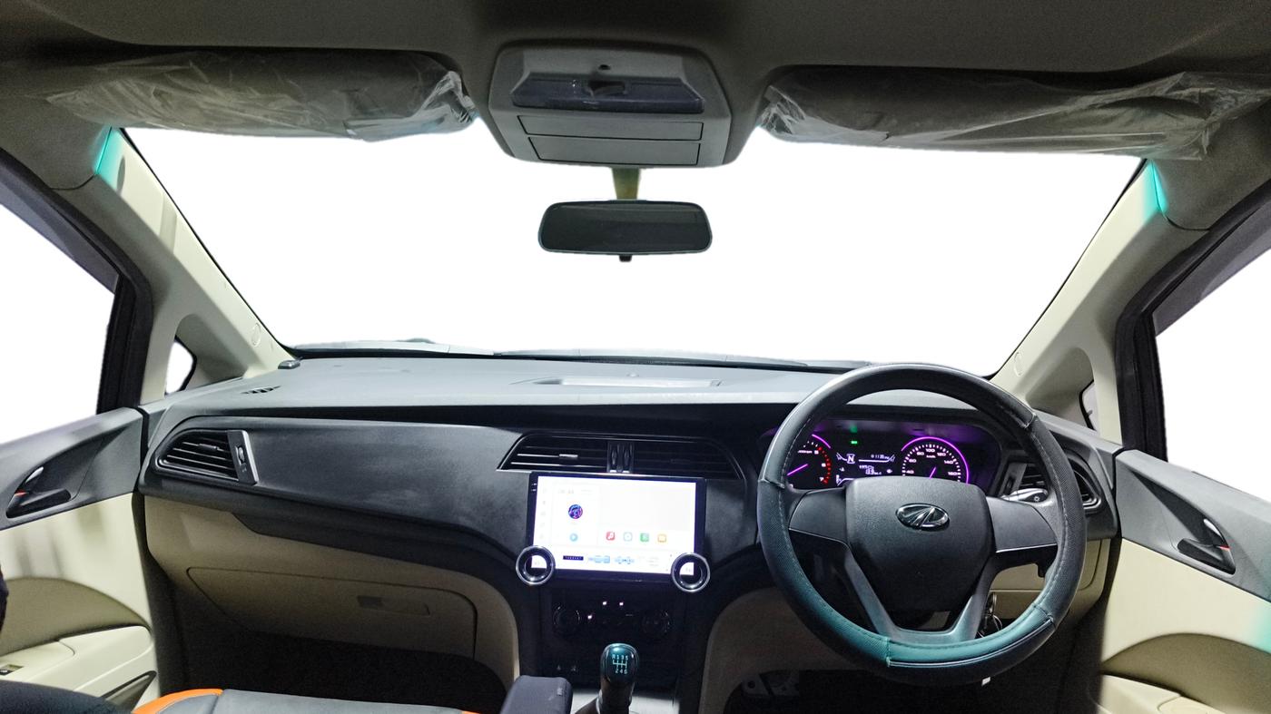 2019 Mahindra MARAZZO M2 7STR, Diesel, Manual, 71,759 km, Dashboard