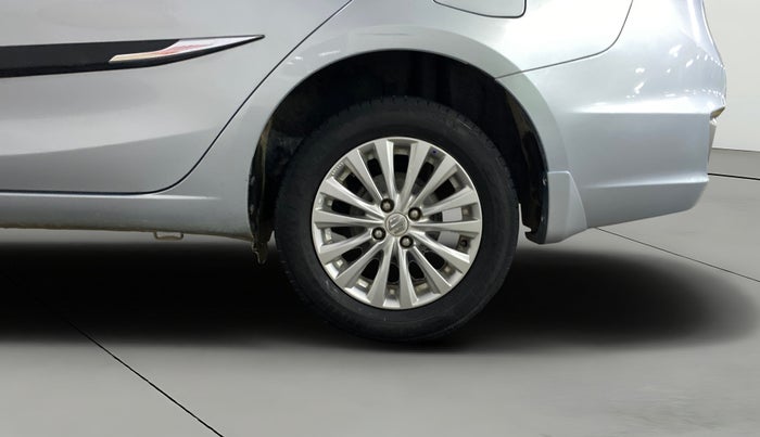 2023 Maruti Ciaz DELTA 1.5 SHVS MT PETROL, Petrol, Manual, 46,620 km, Left Rear Wheel