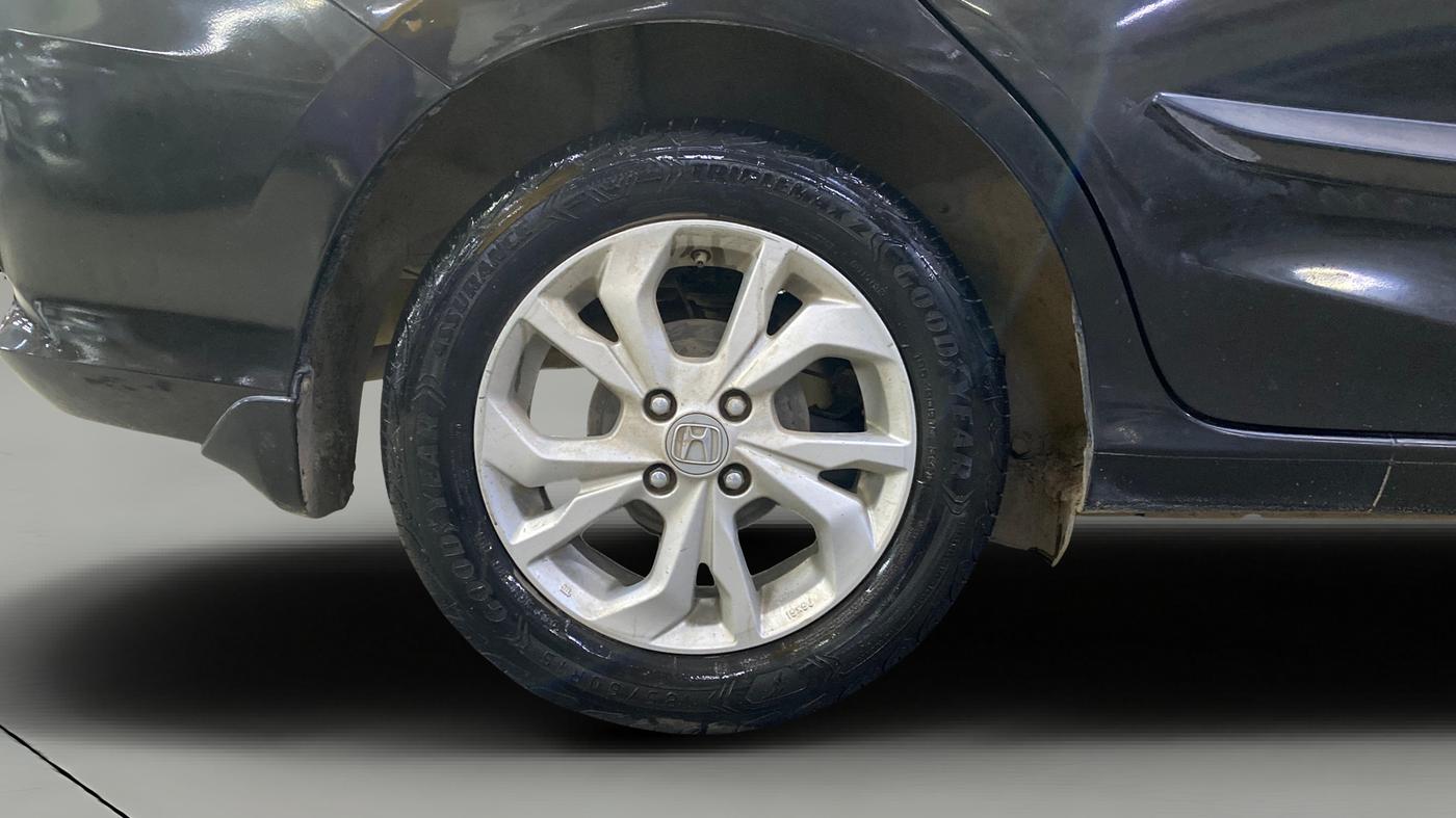 2020 Honda Amaze 1.2L I-VTEC V, Petrol, Manual, 77,201 km, Right Rear Wheel