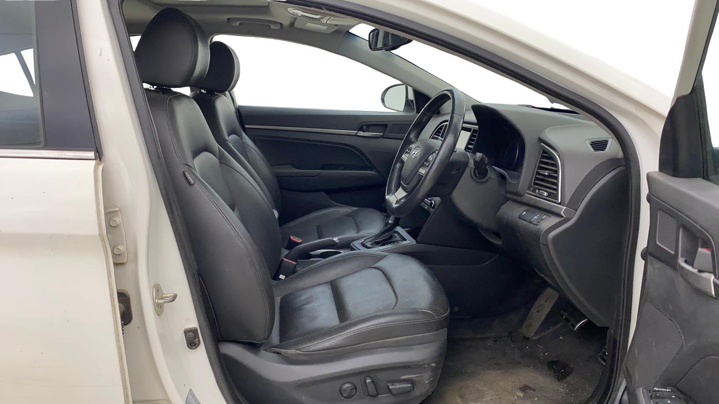 2018 Hyundai New Elantra 2.0 SX(O) AT PETROL, Petrol, Automatic, 53,432 km, Right Side Front Door Cabin