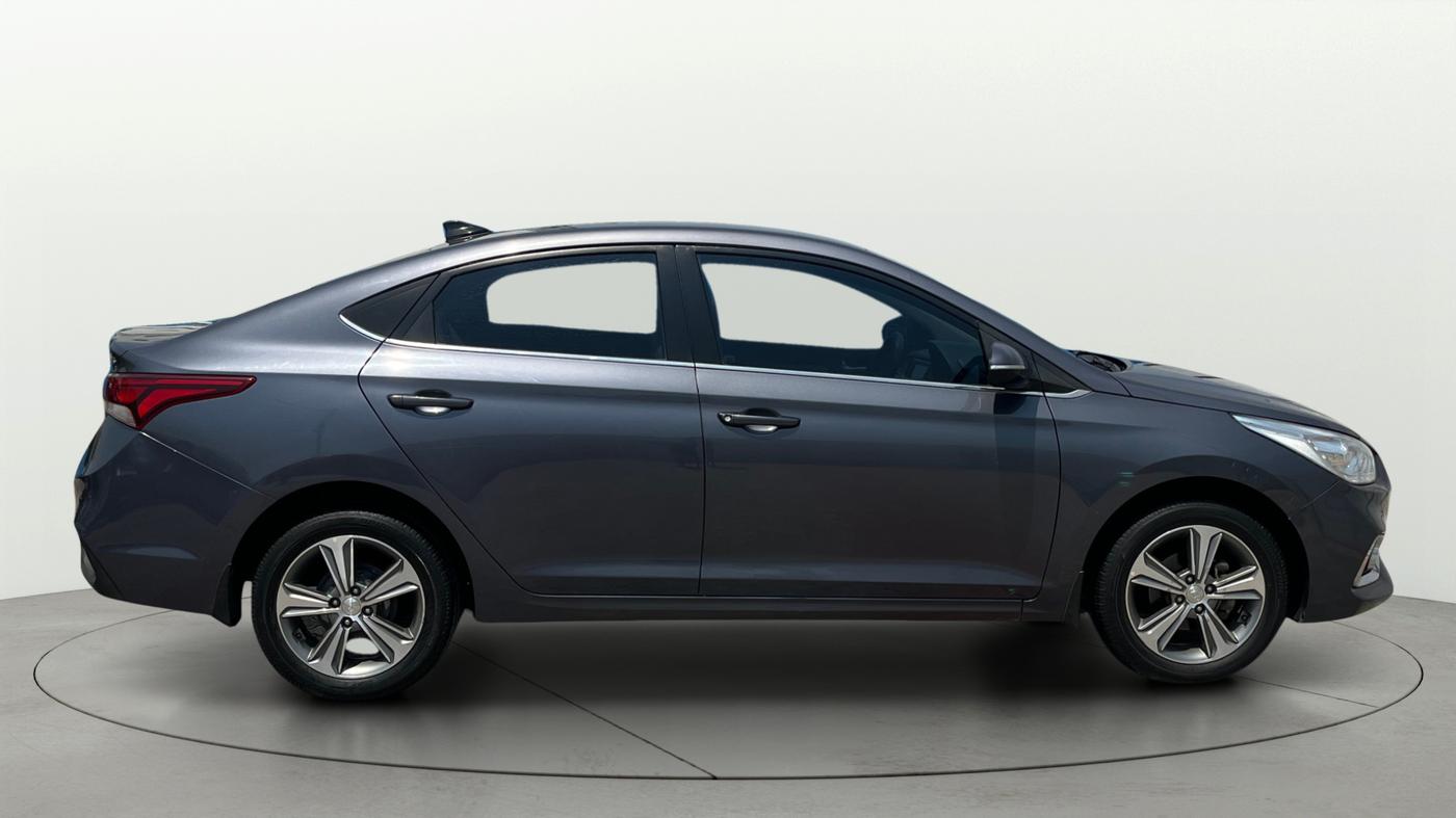 2017 Hyundai Verna 1.6 VTVT SX, Petrol, Manual, 37,459 km, Right Side View