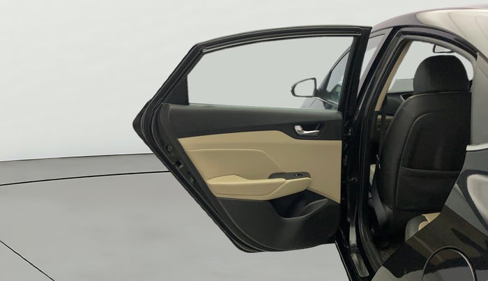 2018 Hyundai Verna 1.6 VTVT SX (O) AT, Petrol, Automatic, 33,196 km, LHS Rear Door