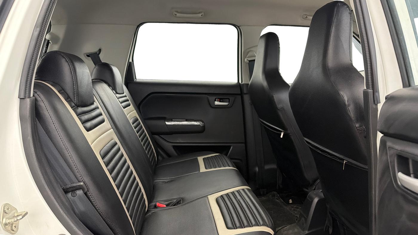 2022 Maruti New Wagon-R VXI 1.0 AMT, Petrol, Automatic, 52,376 km, Right Side Rear Door Cabin